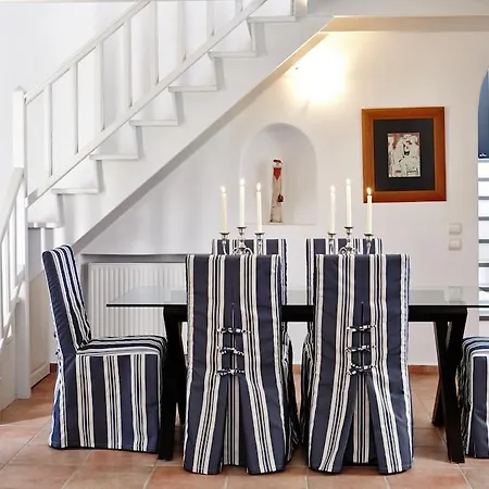 Вилла Aleria Santorini *