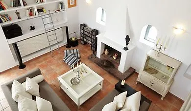 Aleria Santorini * Мессария